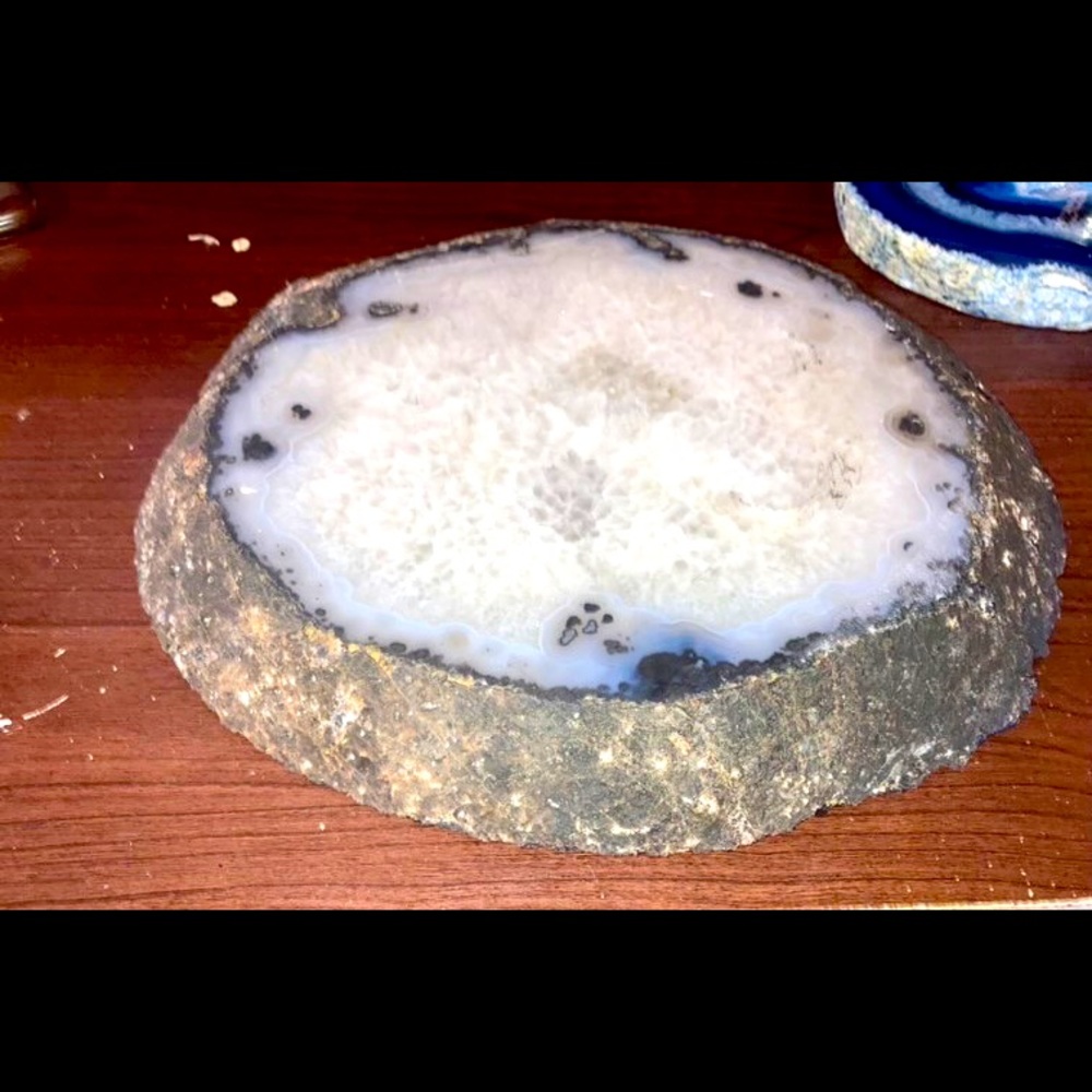 Grey Quartz Circular Slab - Picture 2 of 2